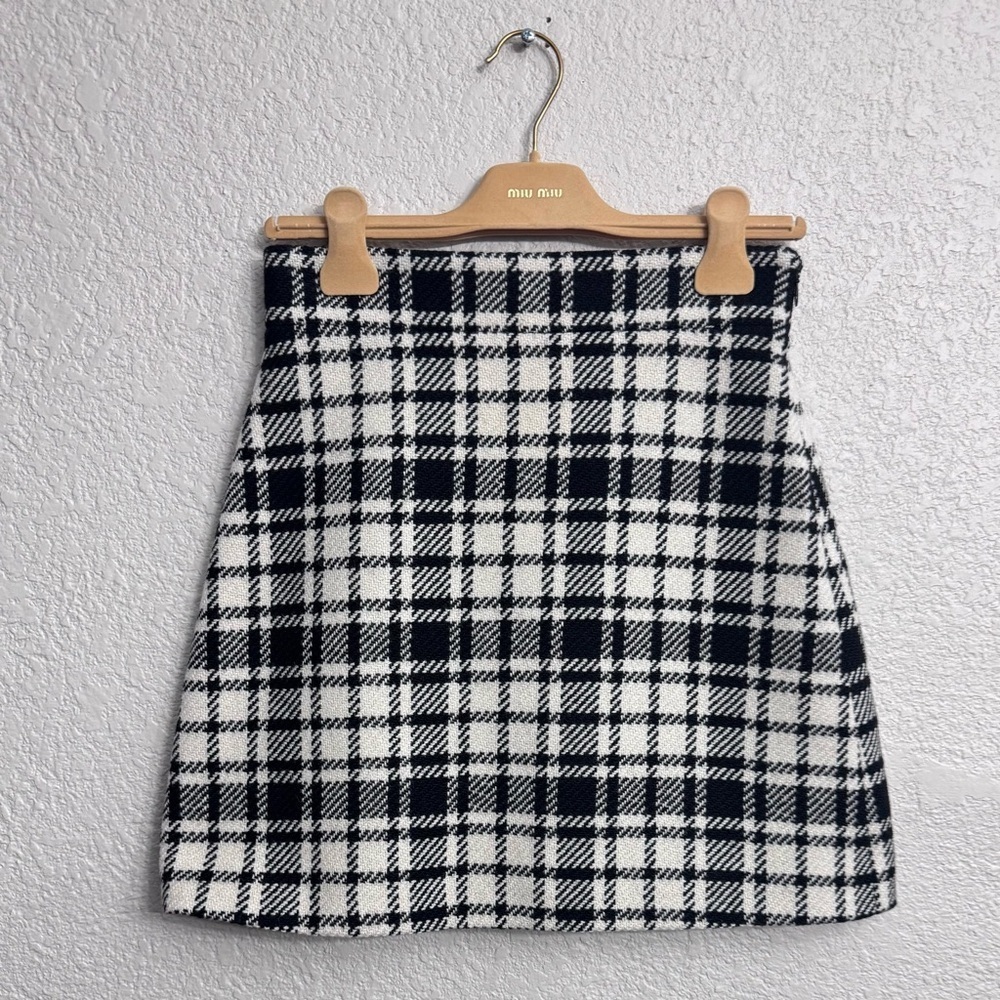 Miu Miu NWT Shetland Check Wool Mini Skirt Italy 40 – Retail $2240